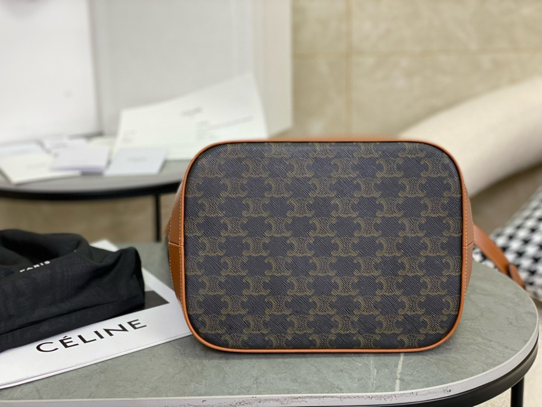 Celine 셀린느 트리옴프 중형 버킷백 9