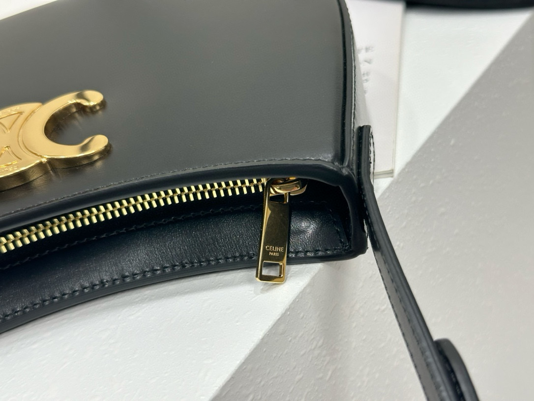 Celine 셀린느 틸리 중형 블랙 소가죽 숄더백 6