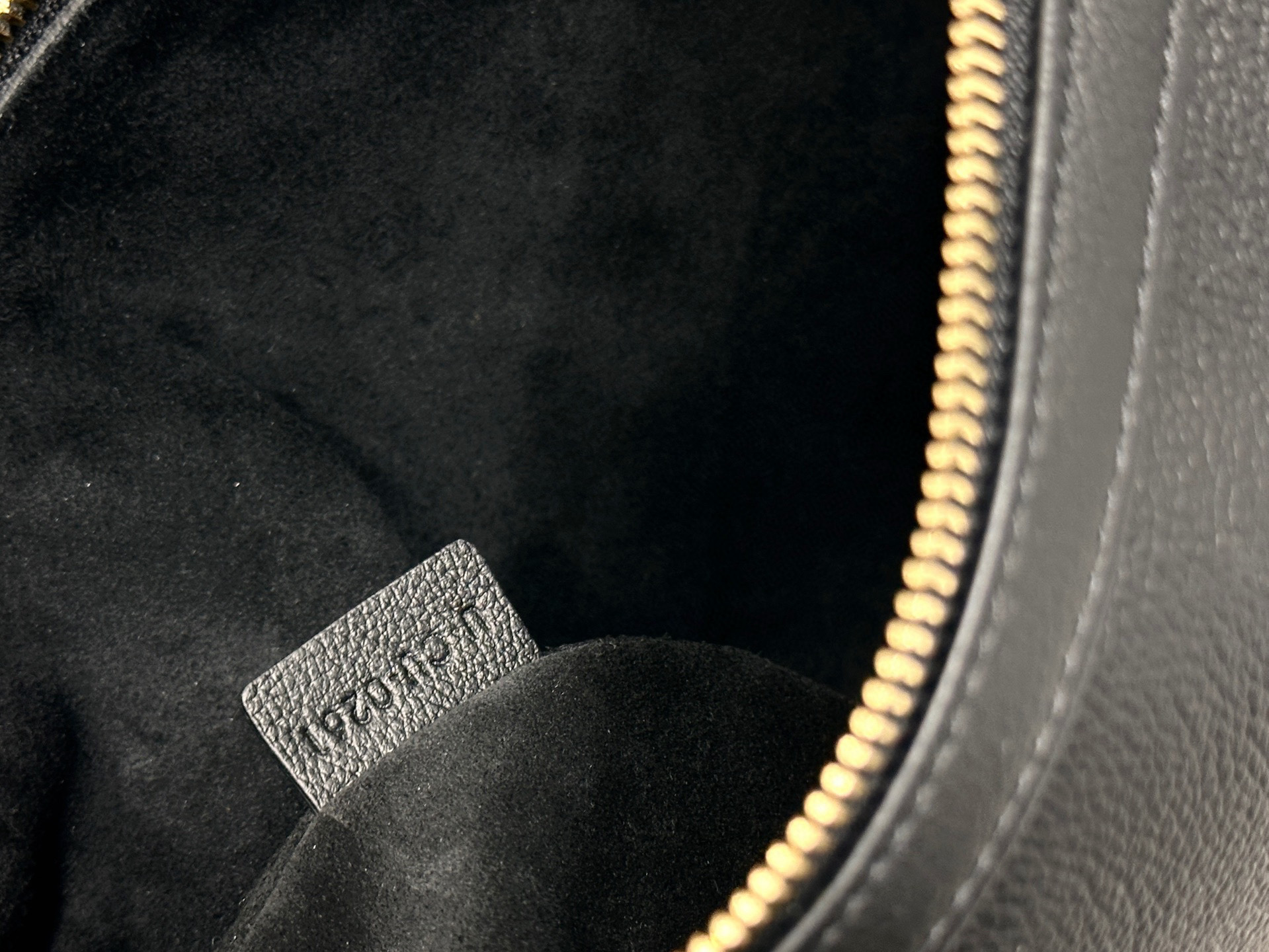 Celine 셀린느 엘로이즈 소프트 브라운 소가죽 숄더백 7