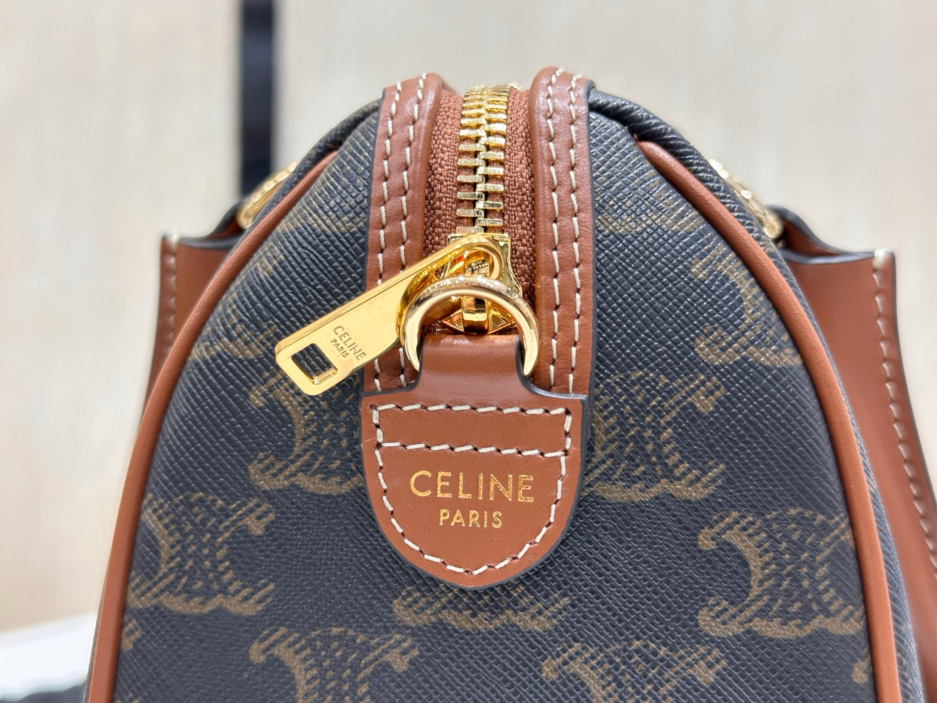 Celine 셀린느 소형 보스턴 올오버 블랙 백 4