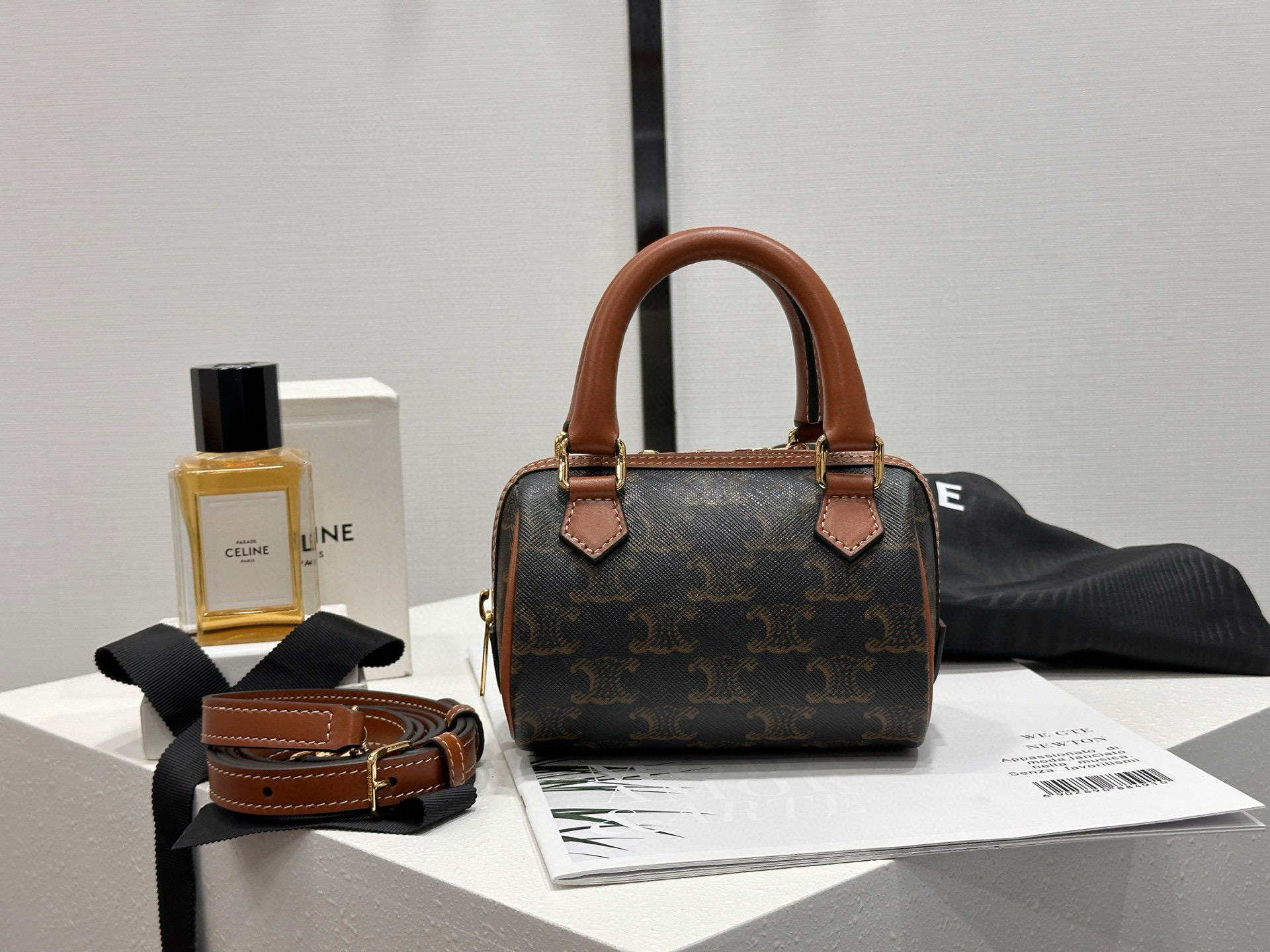 Celine 셀린느 셀린 미니 로고 모노그램 보스턴 백 2