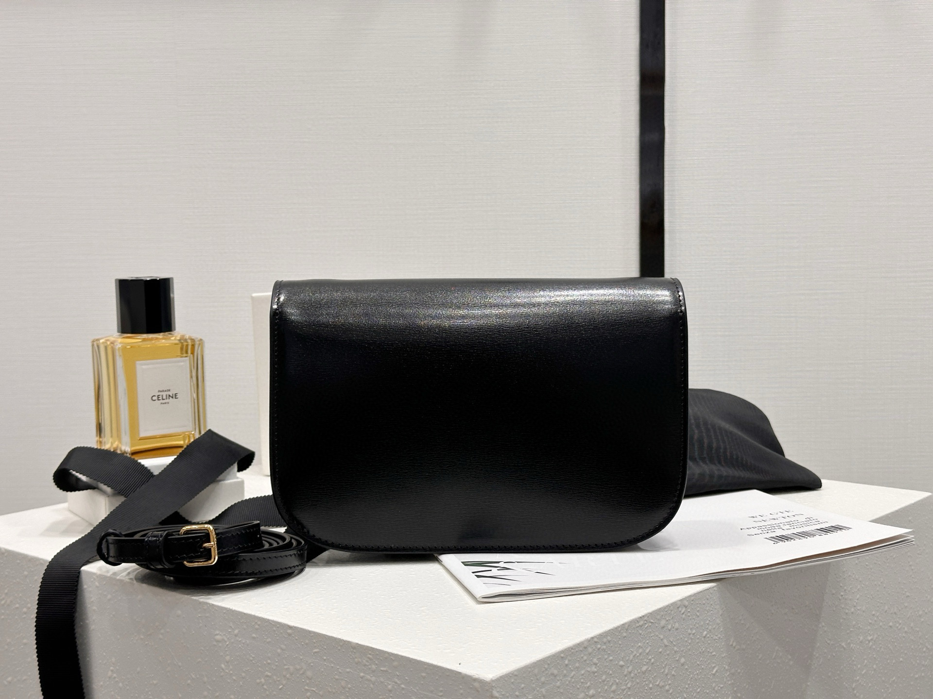 Celine 셀린느 듀오 로고 모노그램 장식 체인 월렛백 3