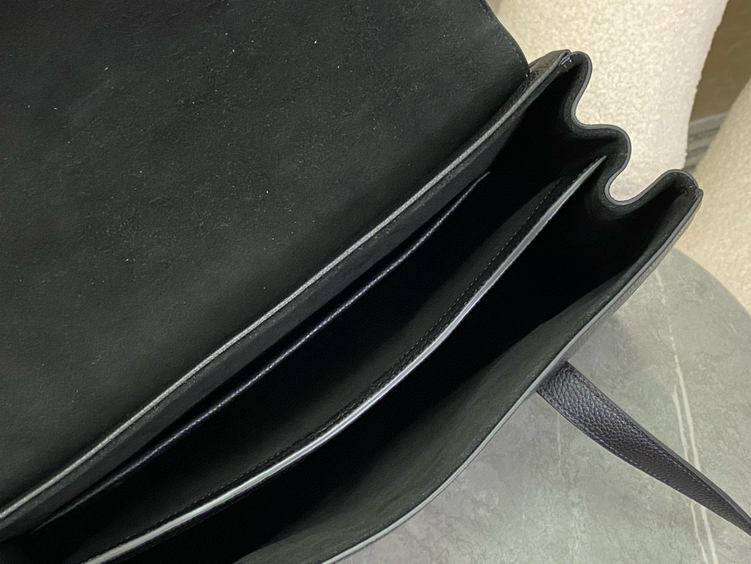 CELINE 셀린느 소프트 16 미디엄 토트백 7