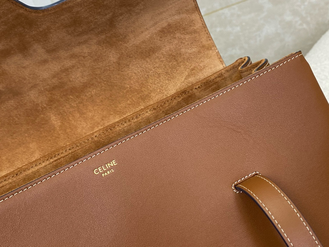 CELINE 셀린느 소프트 16 미디엄 토트백 6