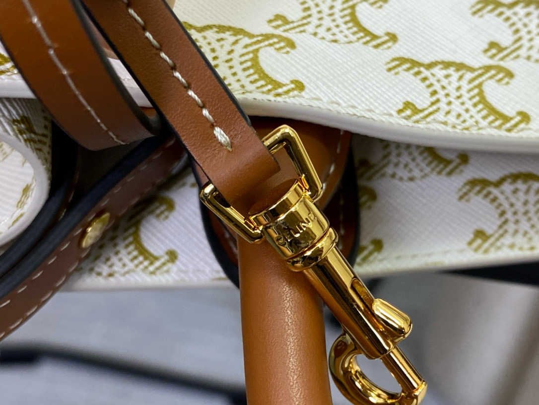 Celine 셀린느 트리옹프 패턴 스몰 토트백 8