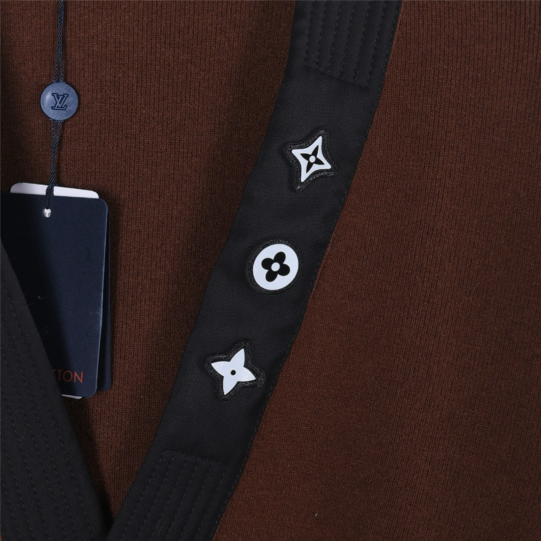 Louis Vuitton 루이비통 25FW 삼화 반사 로고 장식 브이넥 가디건 니트 15