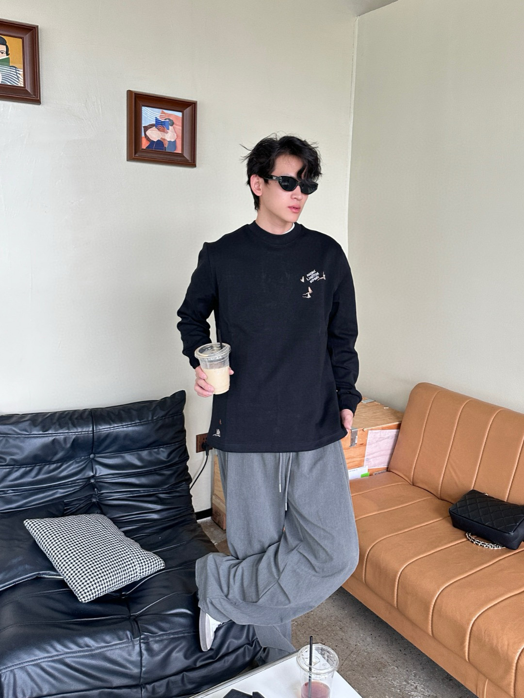 Louis Vuitton 루이비통 로고 자수 긴팔 티셔츠 7