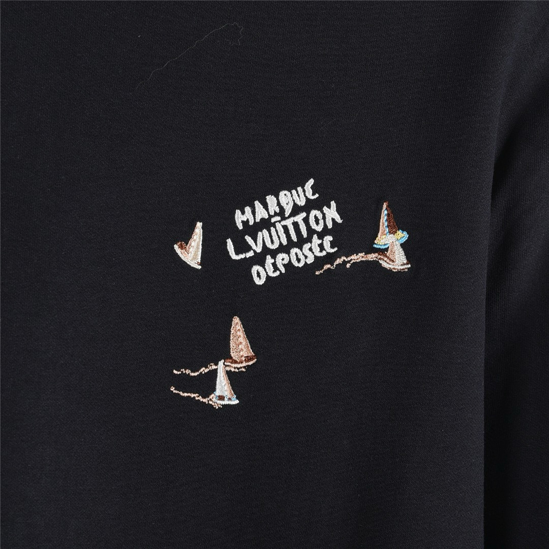 Louis Vuitton 루이비통 로고 자수 긴팔 티셔츠 15