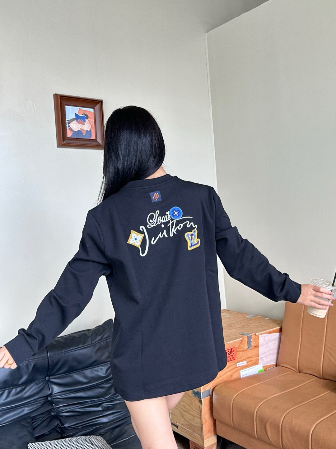 Louis Vuitton 루이비통 플라워 레터링 자수 긴팔 티셔츠 5