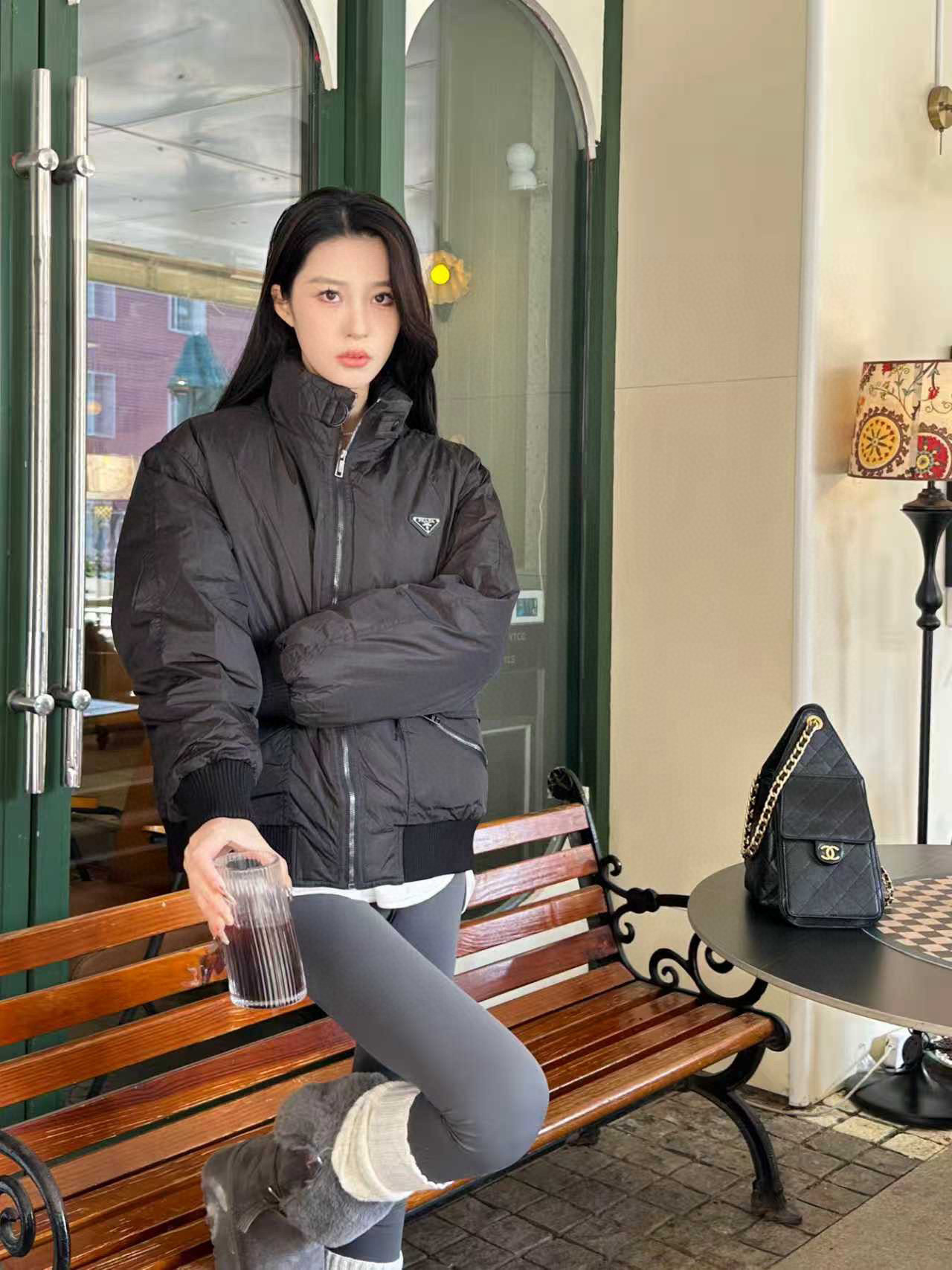 Prada 프라다 하단 플랩 포켓 경량 패딩 점퍼 3