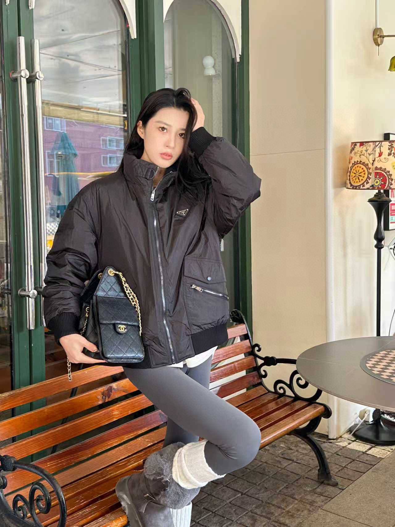 Prada 프라다 하단 플랩 포켓 경량 패딩 점퍼 4