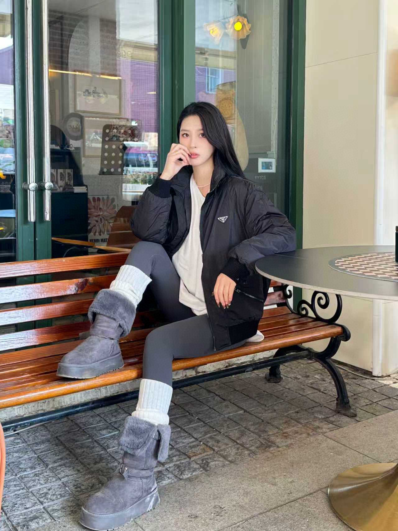 Prada 프라다 하단 플랩 포켓 경량 패딩 점퍼 6