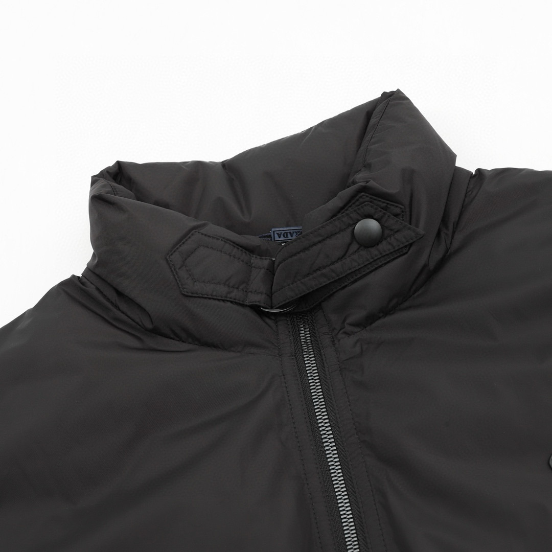 Prada 프라다 하단 플랩 포켓 경량 패딩 점퍼 13