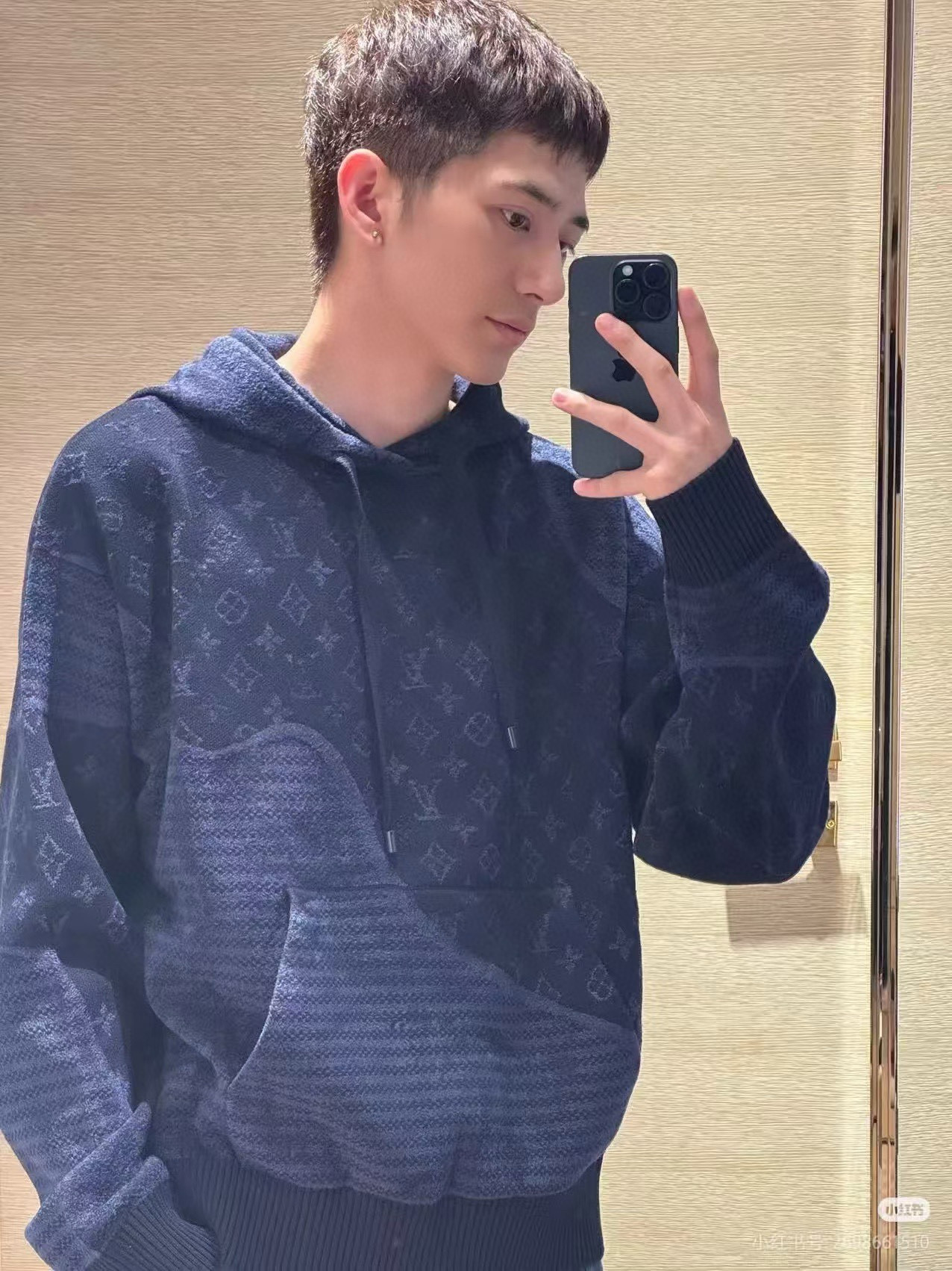 Louis Vuitton 루이비통 루이비통 사선 패턴 자카드 니트 후드티 3