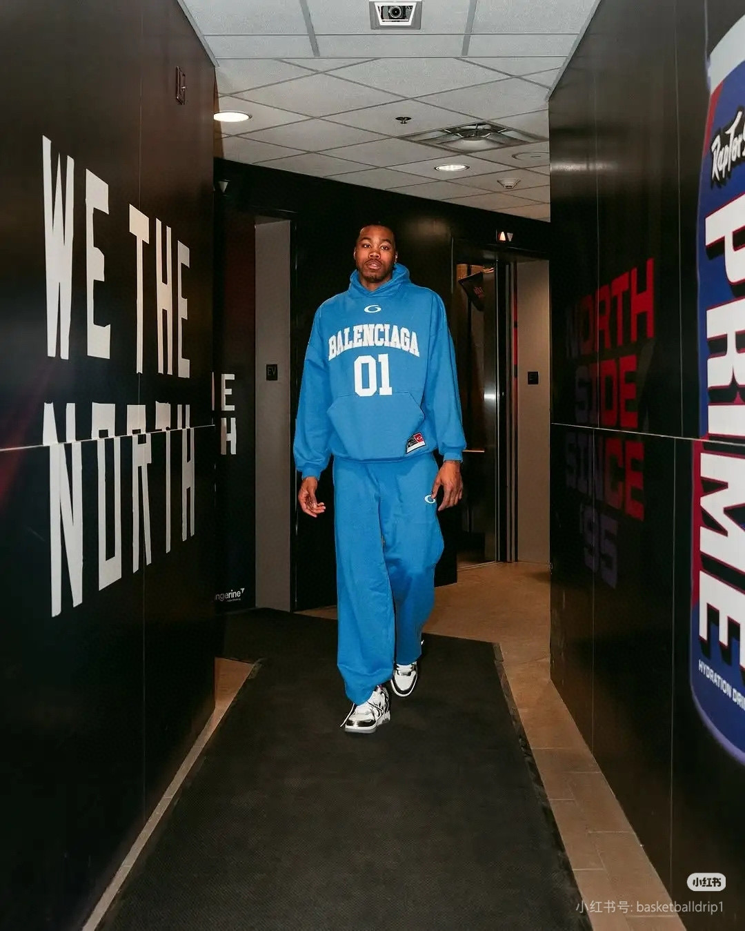 Balenciaga 발렌시아가 01 자수 후드 티셔츠 8