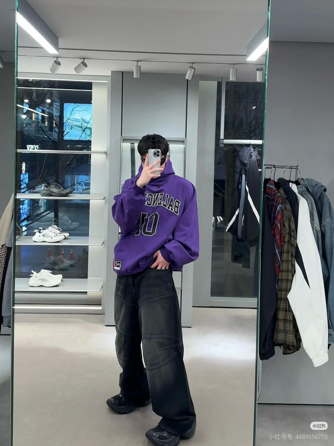 Balenciaga 발렌시아가 01 자수 후드 티셔츠 2