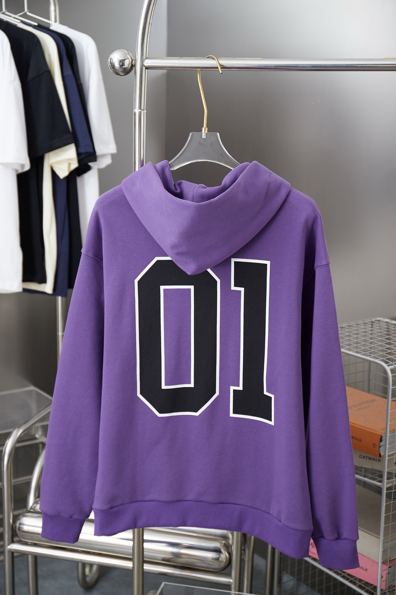 Balenciaga 발렌시아가 01 자수 후드 티셔츠 9