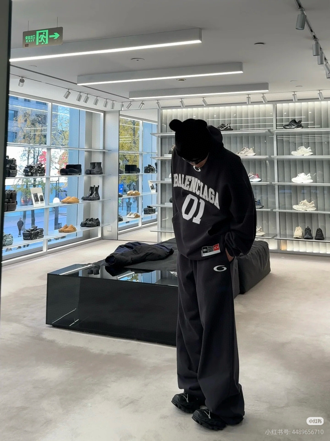 Balenciaga 발렌시아가 01 자수 후드 티셔츠 8