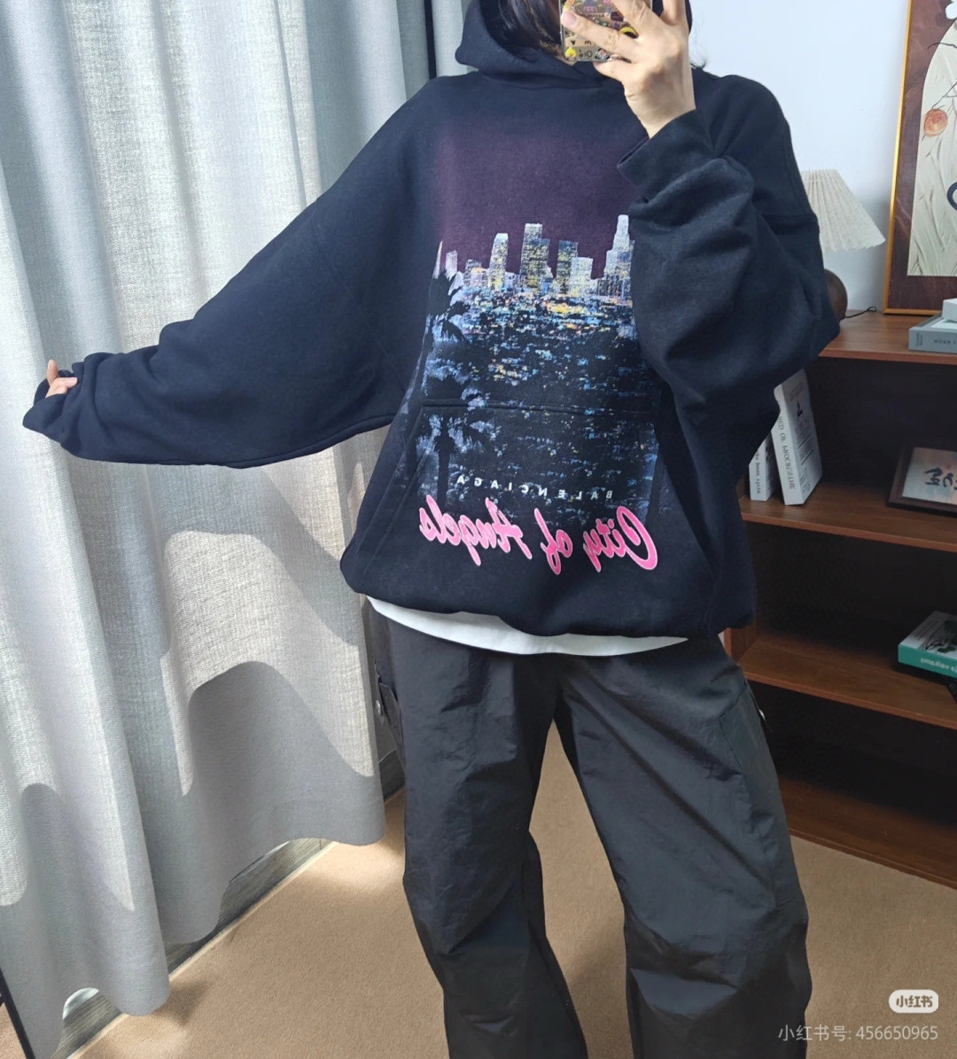 Balenciaga 발렌시아가 시티 오브 엔젤스 야경 프린트 후드티 3