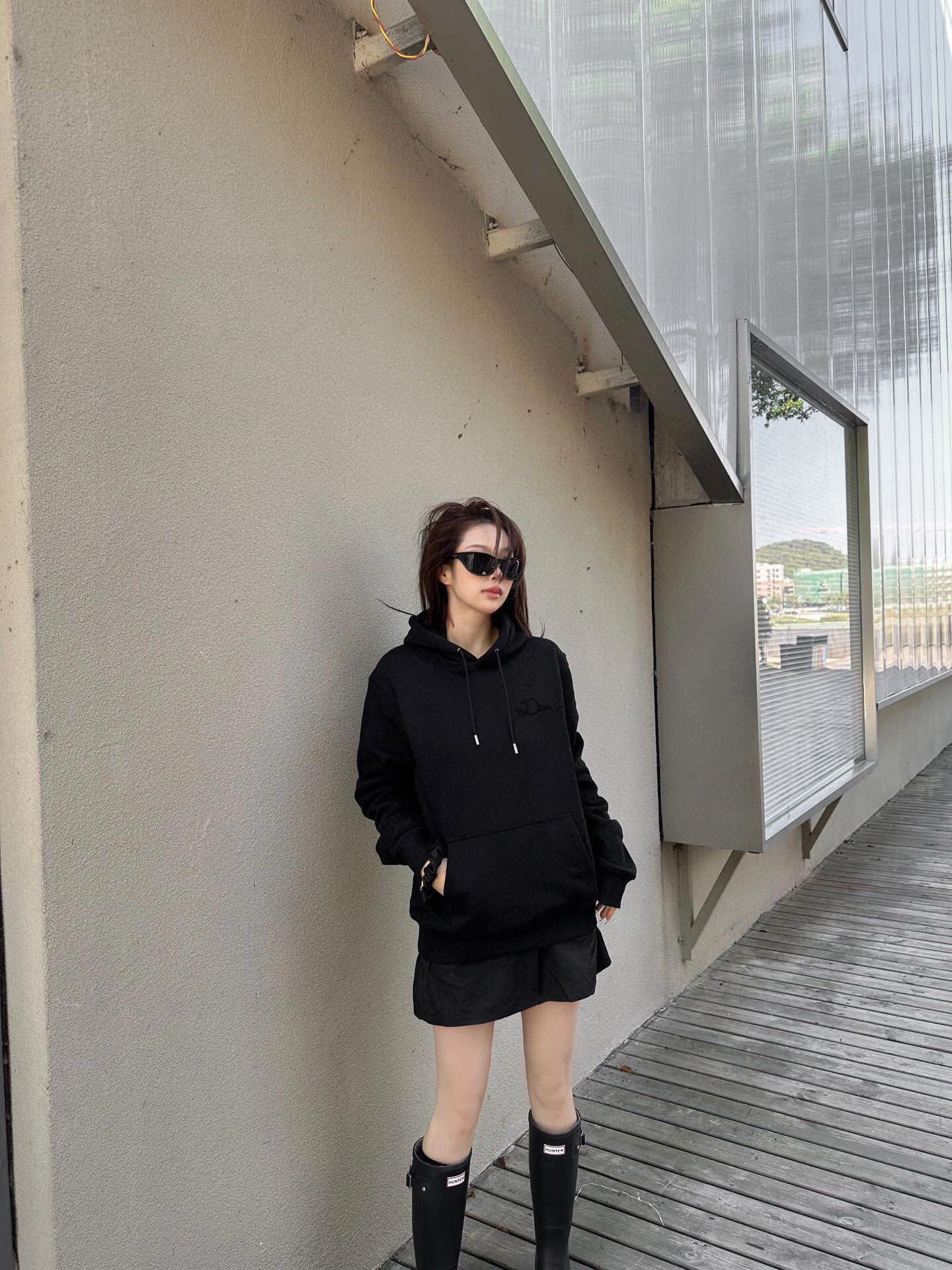 Dior 디올 리본 로고 후드 맨투맨 16