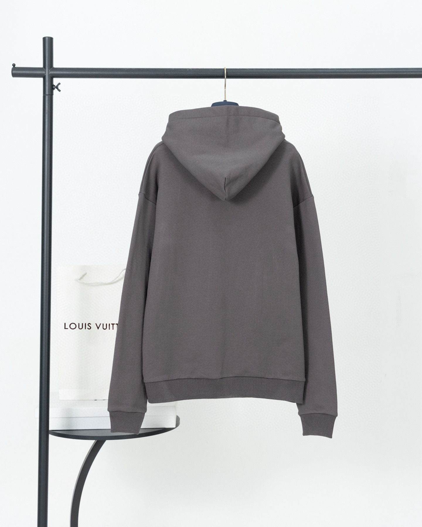 Louis Vuitton 루이비통 루이 비통 진주 장식 로고 후드 티셔츠 18