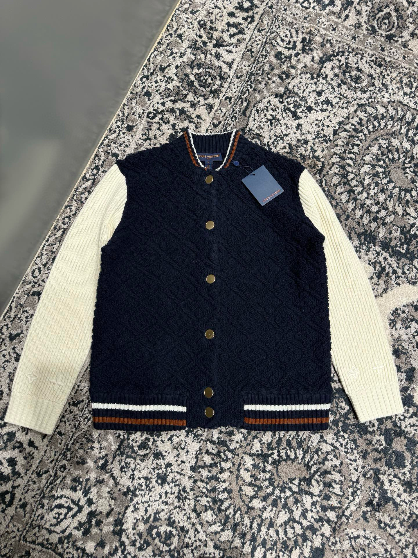 Louis Vuitton 루이비통 루이 비통 모노그램 니트 바시티 가디건 8