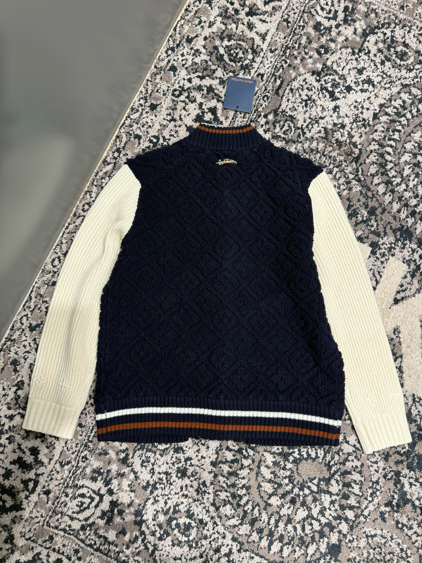 Louis Vuitton 루이비통 루이 비통 모노그램 니트 바시티 가디건 9