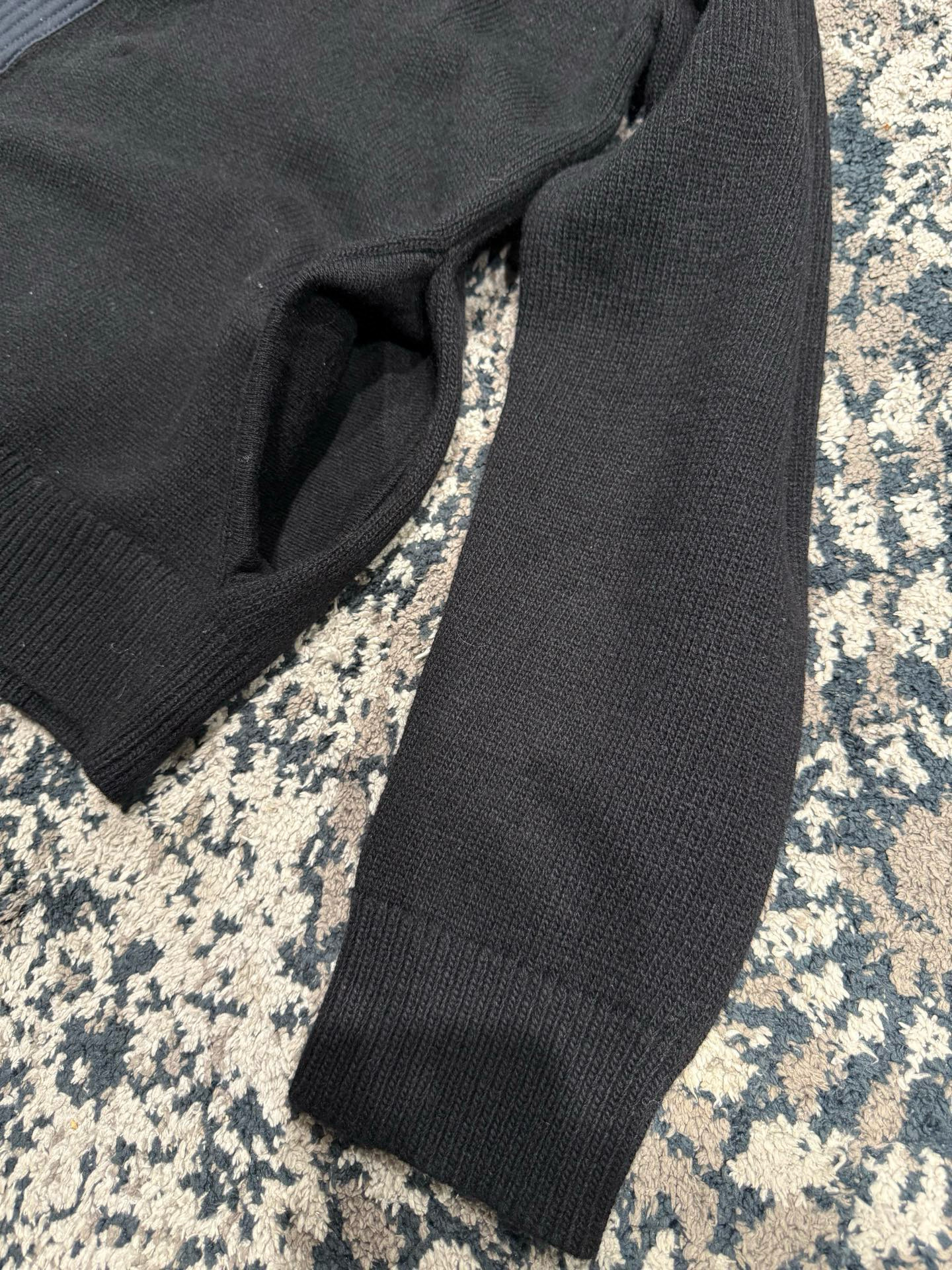 Louis Vuitton 루이비통 루이 비통 무지 브이넥 랩 가디건 14