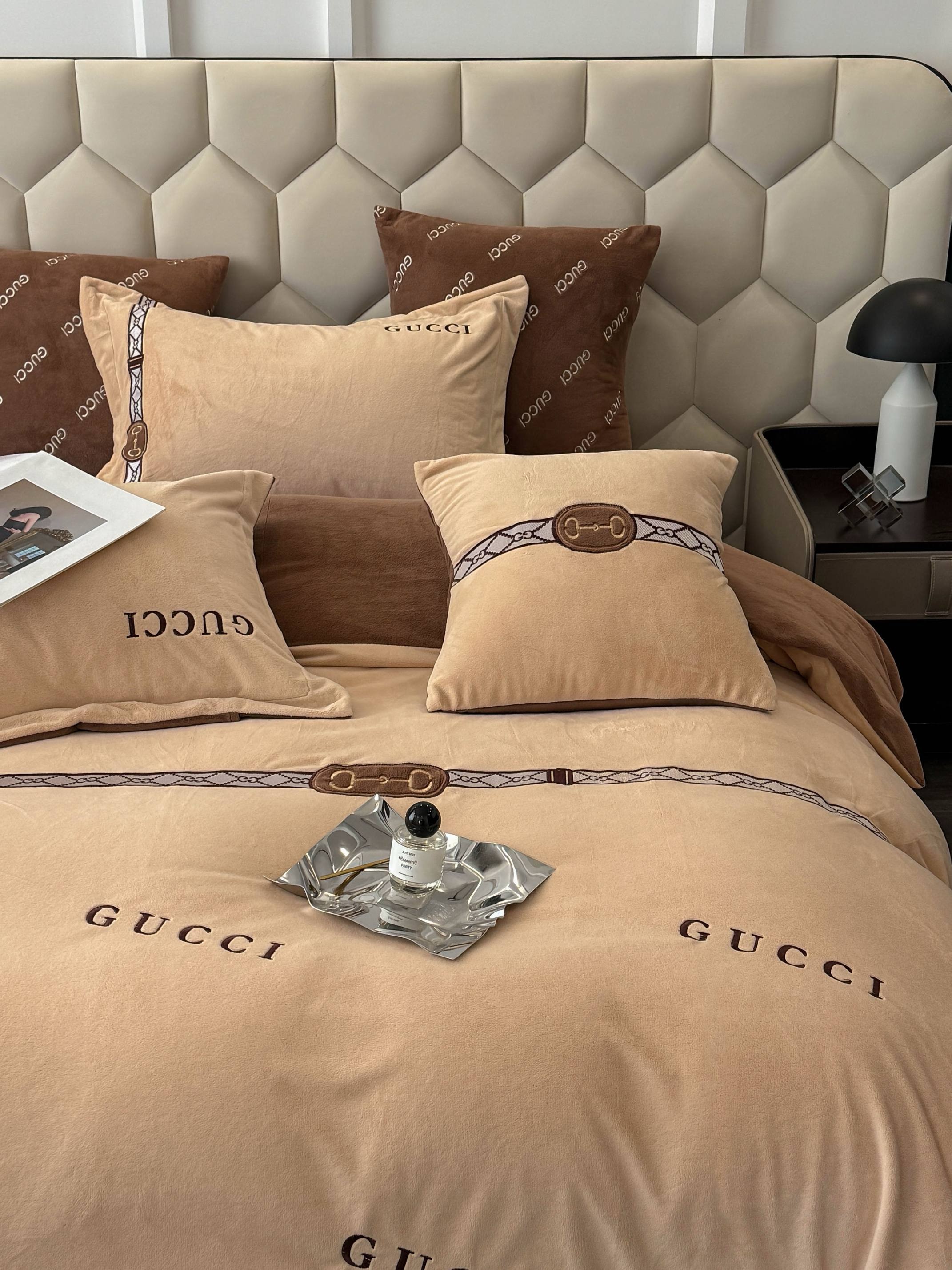 Gucci 구찌 고중량 유아벨벳 침구세트 6