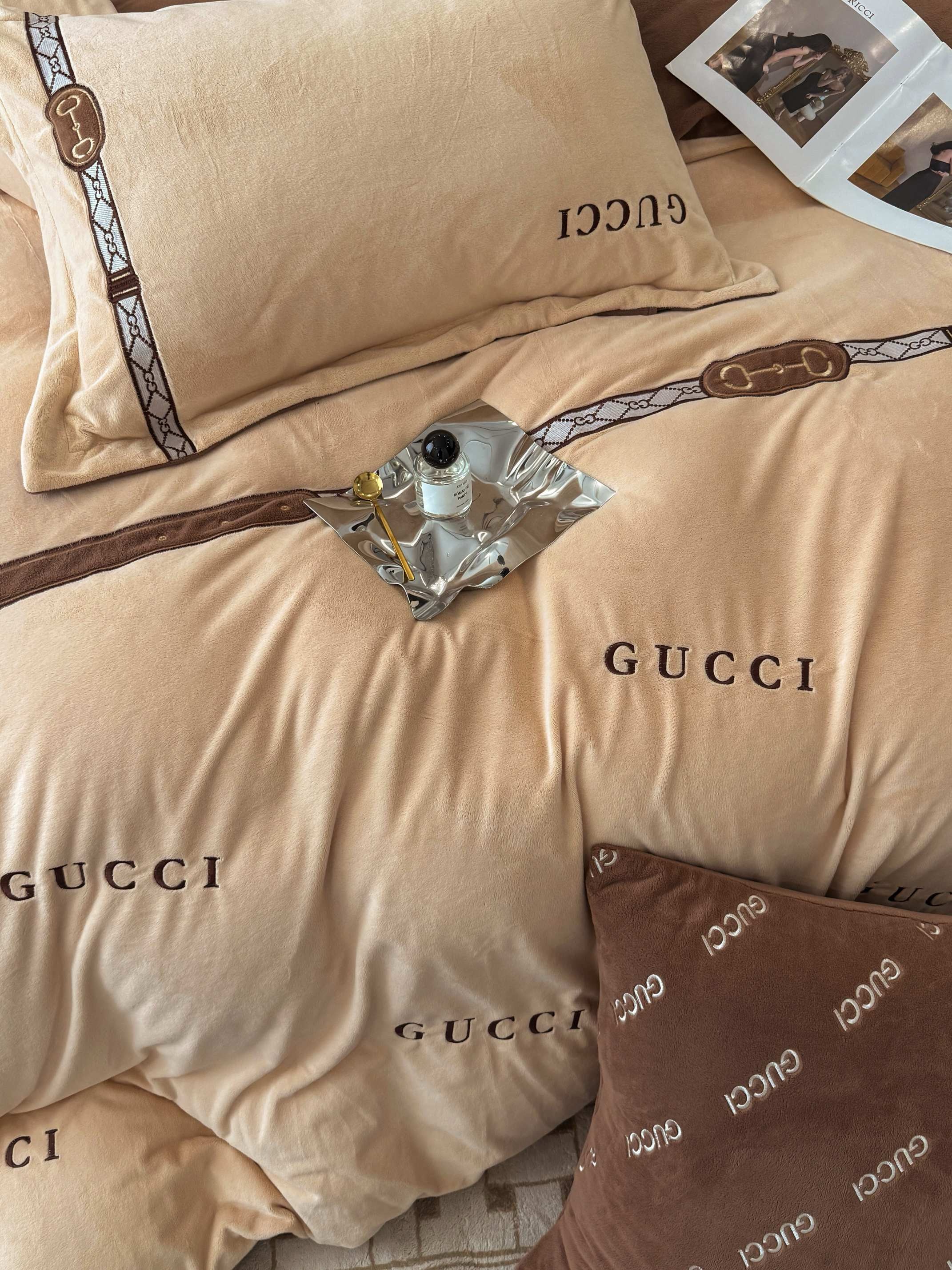 Gucci 구찌 고중량 유아벨벳 침구세트 7