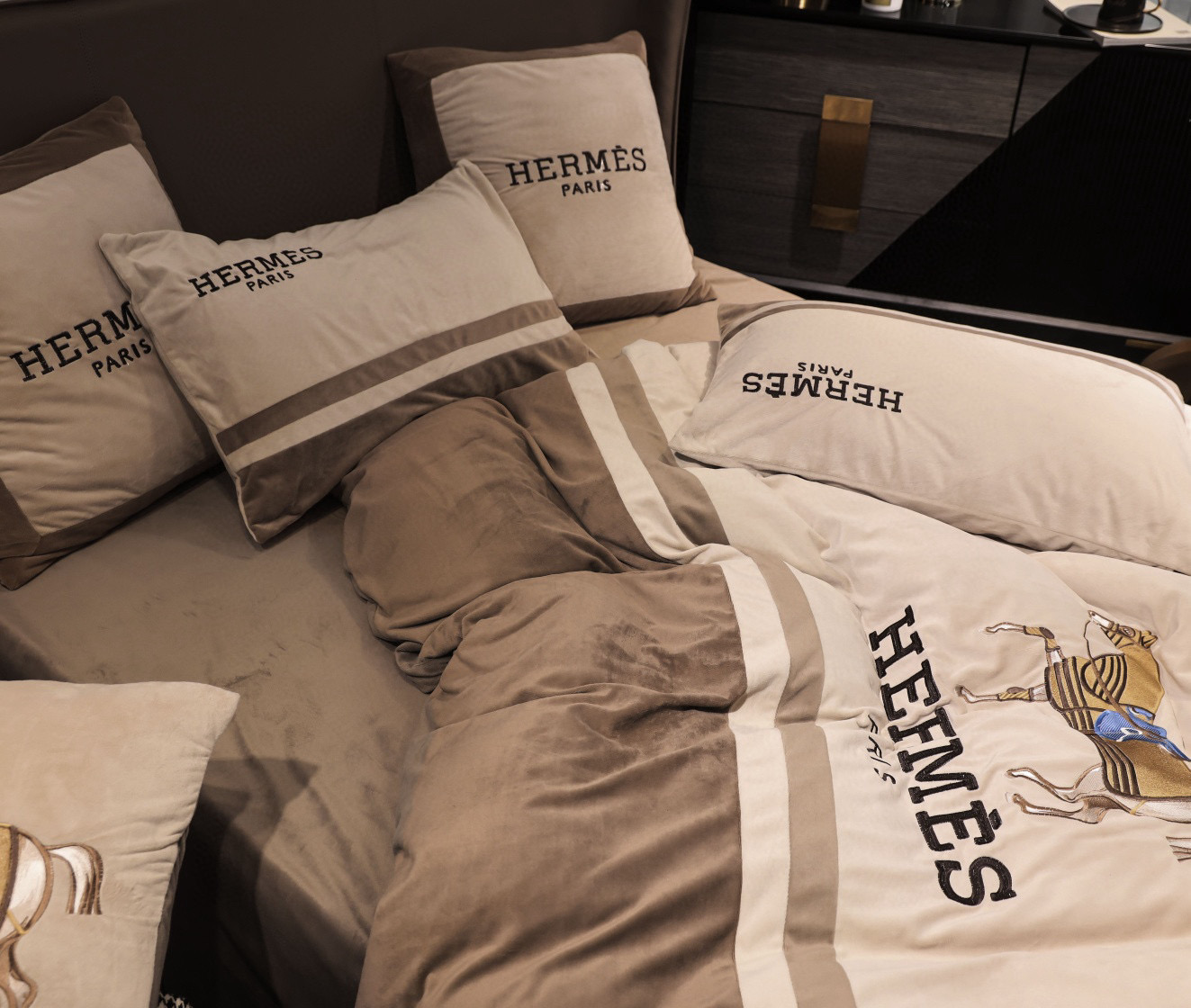 Hermes 에르메스 말 자수 극세사 침구세트 4