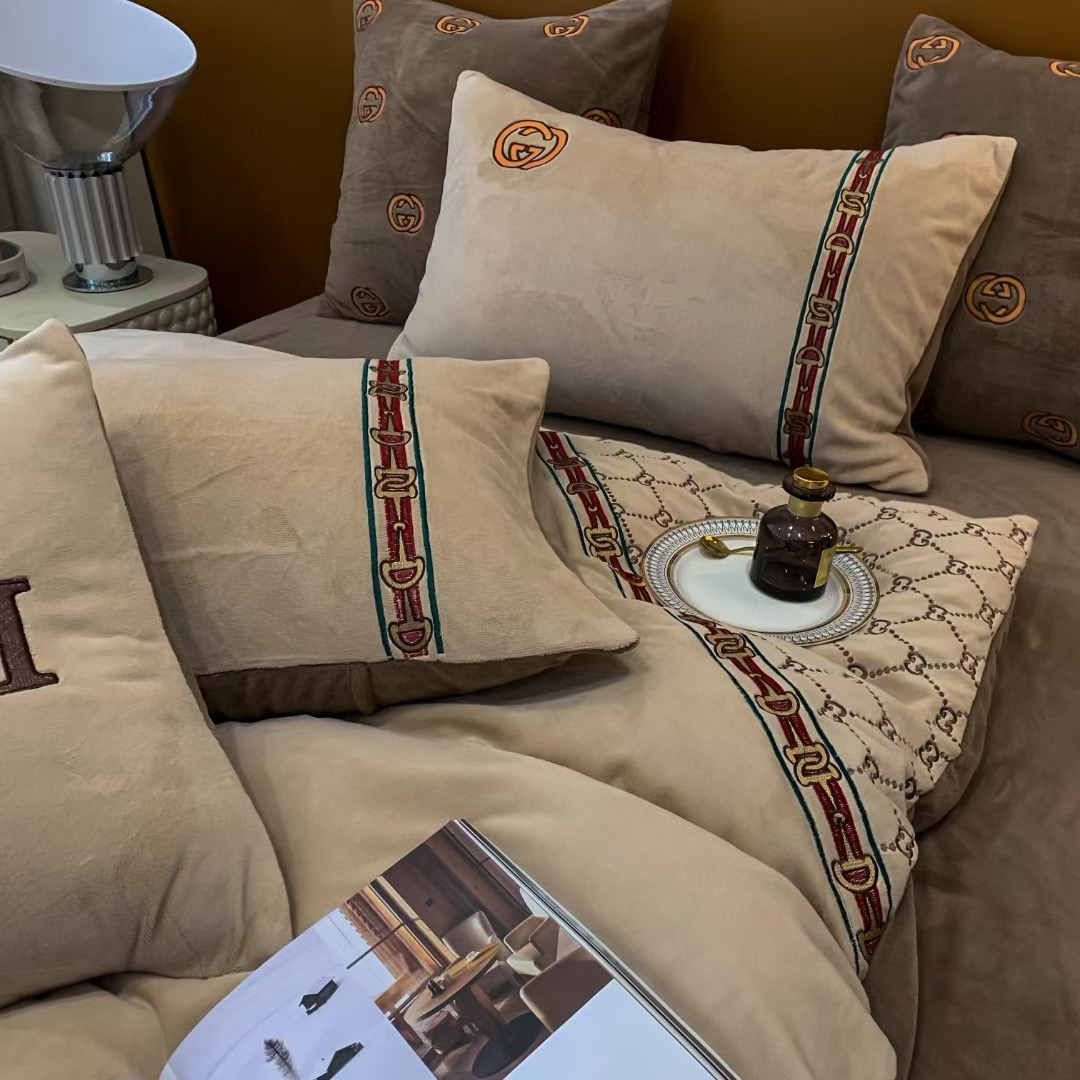 Gucci 구찌 고급 중량 극세사 자수 침구 세트 8