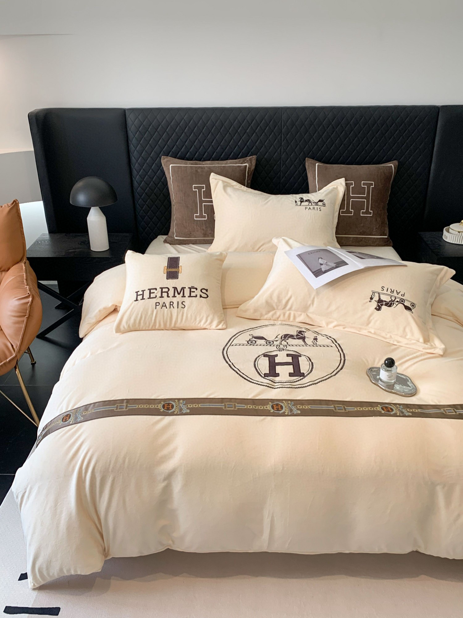 Hermes 에르메스 자수 로고 극세사 침구 세트 3