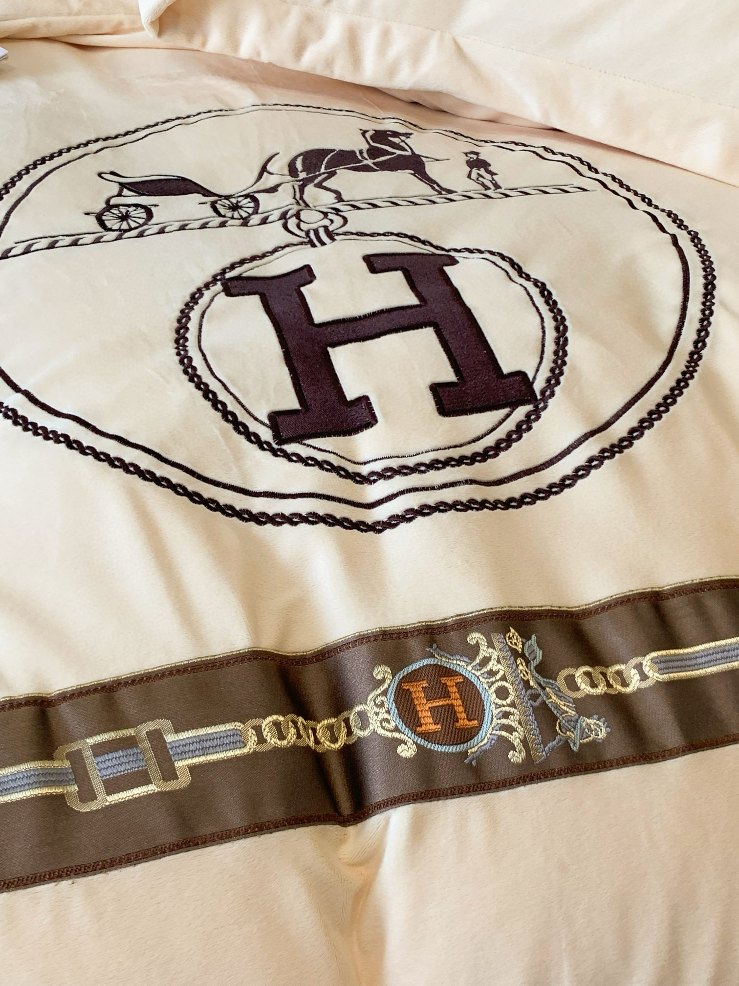 Hermes 에르메스 자수 로고 극세사 침구 세트 6