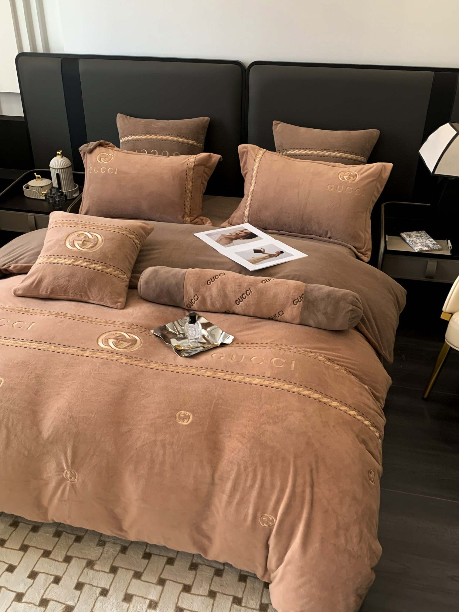 Gucci 구찌 고중량 아기벨벳 자수 침구세트 3