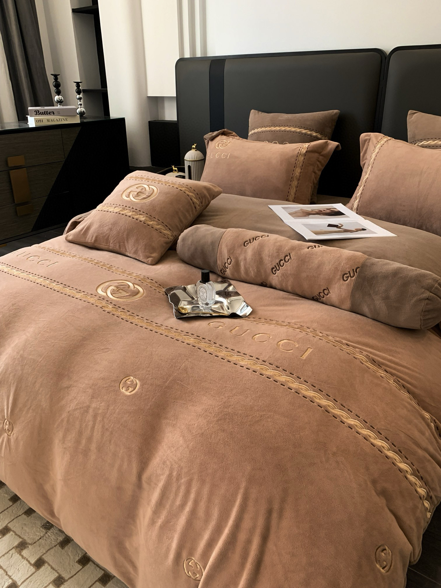 Gucci 구찌 고중량 아기벨벳 자수 침구세트 8