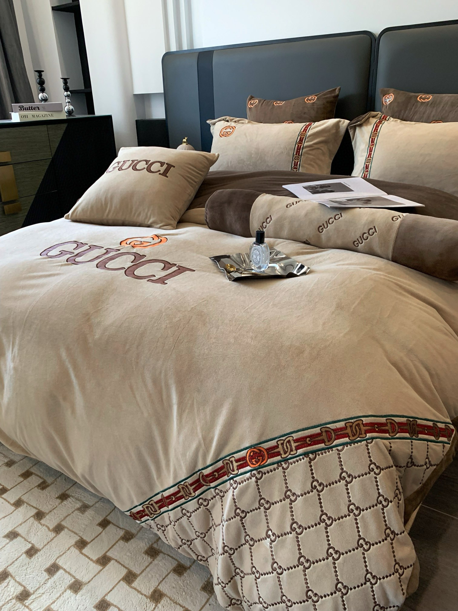 Gucci 구찌 로고 자수 고중량 극세사 침구 세트 8