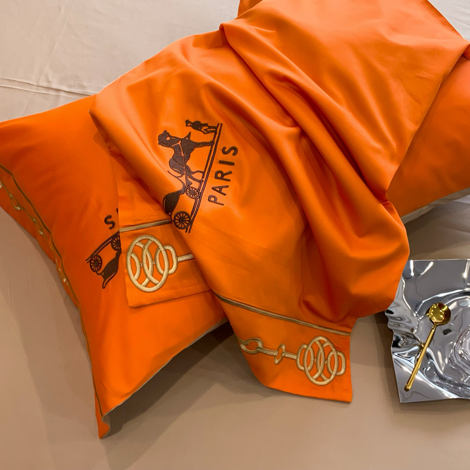 Hermes 에르메스 오렌지 마차 자수 침구 4종 세트 8