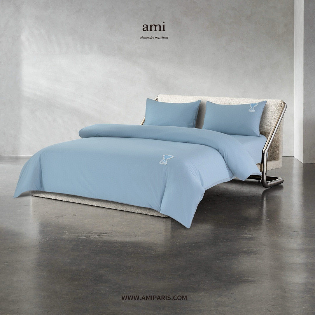 AMI 아미 하트 로고 사계절 침구 4종 세트 2
