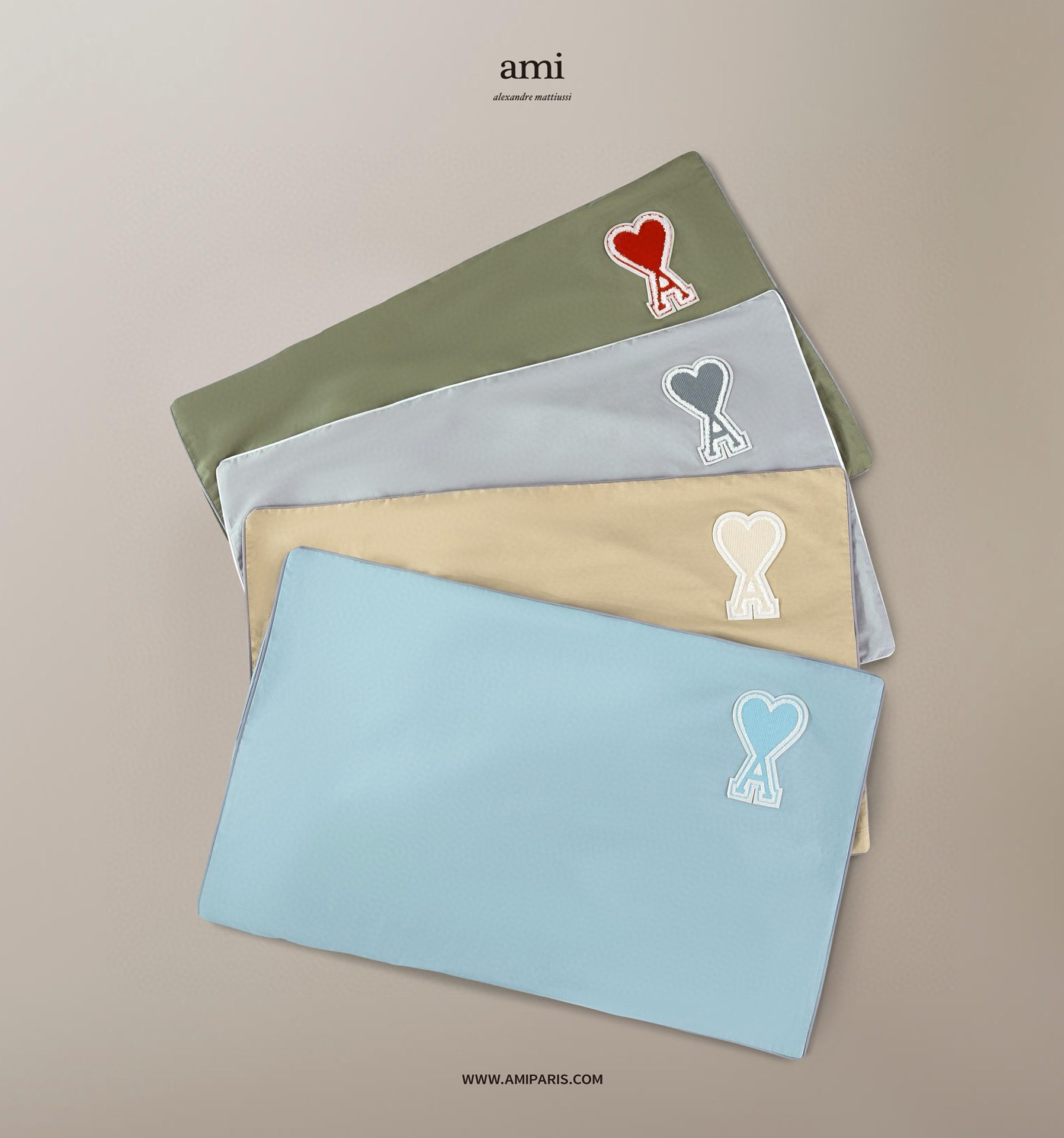 AMI 아미 하트 로고 사계절 침구 4종 세트 9