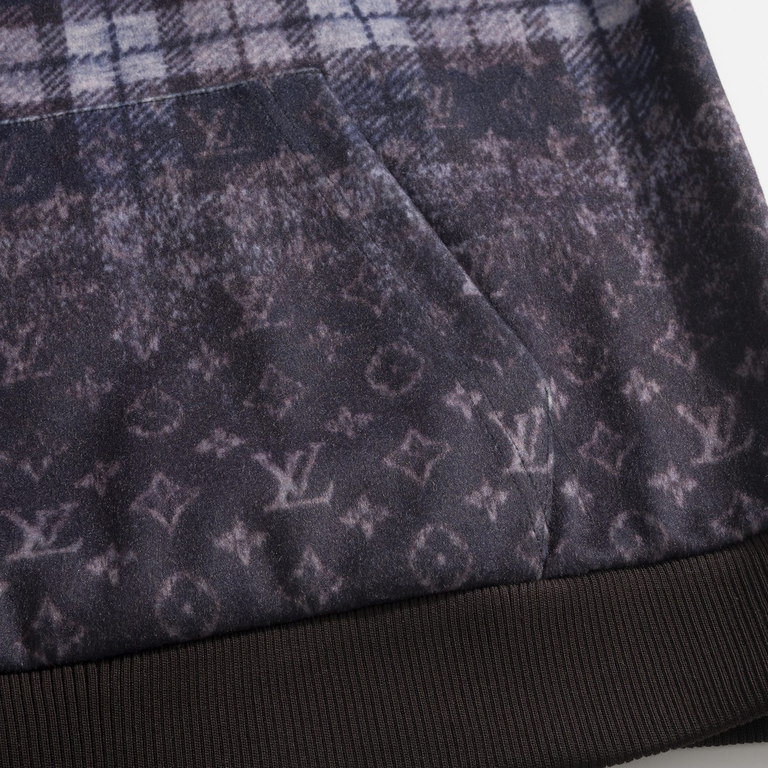 LOUIS VUITTON 루이비통 FW2024 모노그램 페이디드 체크 후드티 12