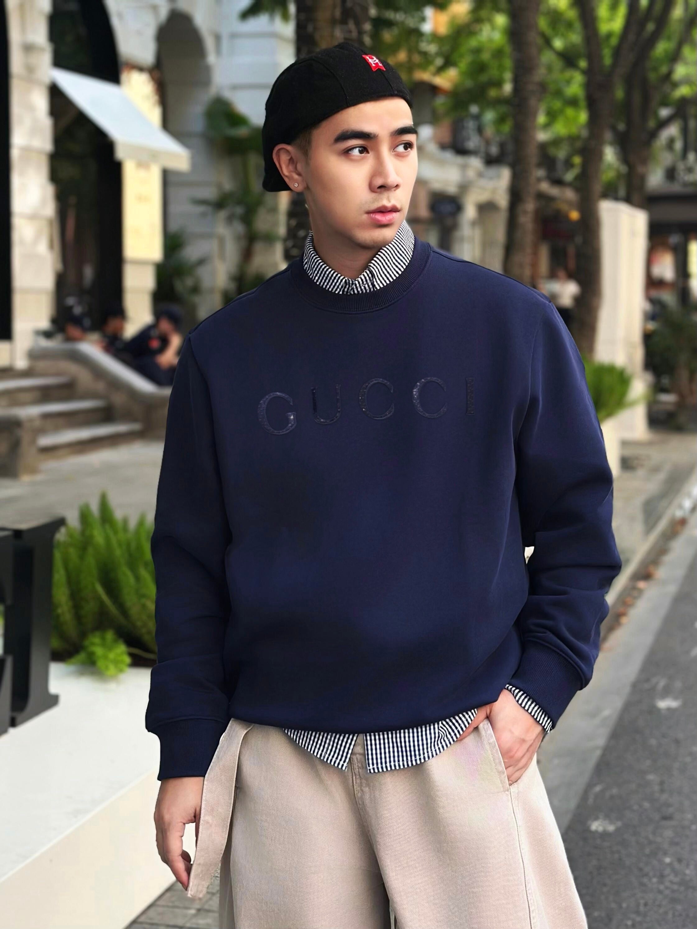 GUCCI 구찌 FW2024 크리스탈 자수 스웨트셔츠 1