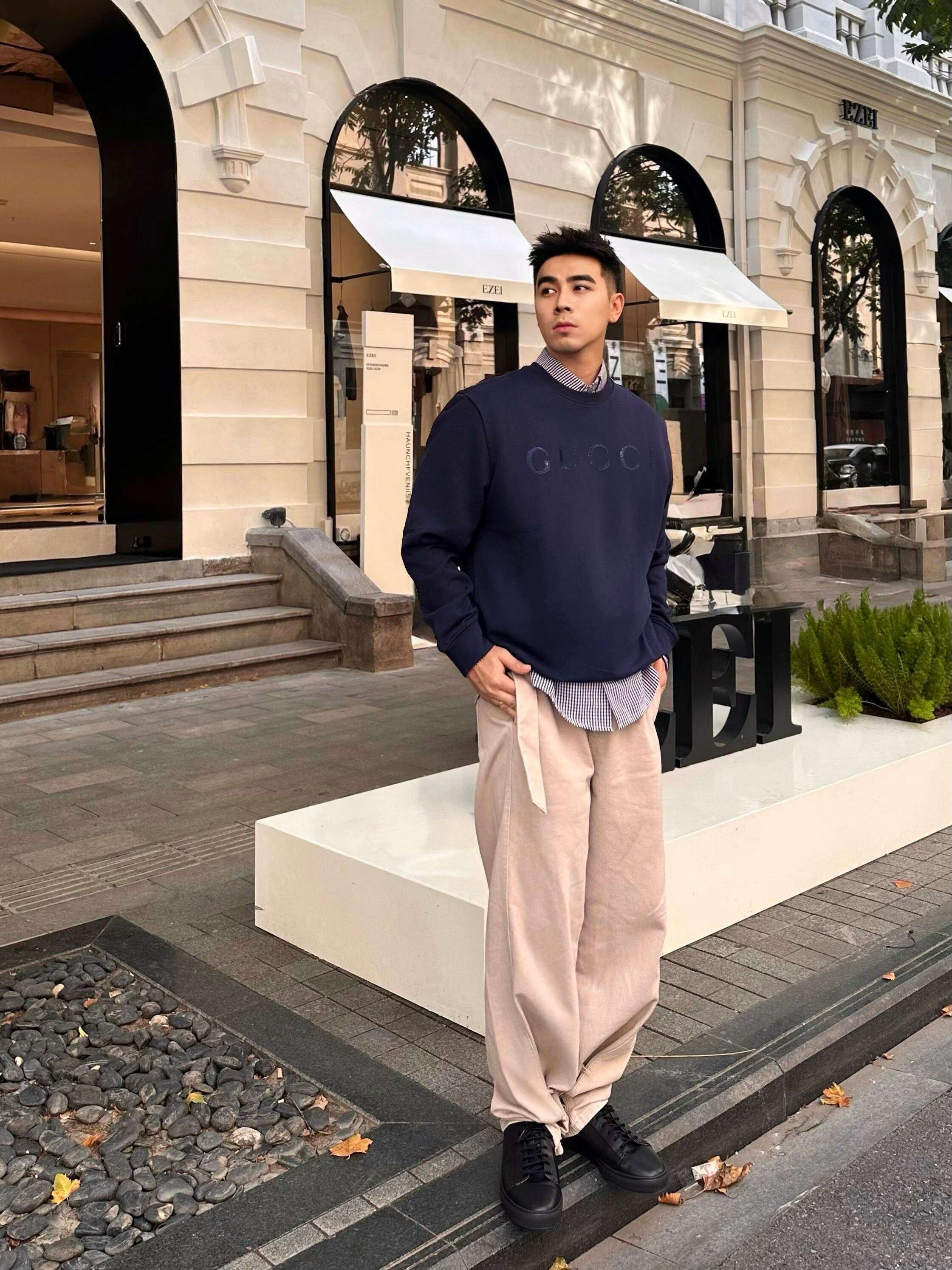 GUCCI 구찌 FW2024 크리스탈 자수 스웨트셔츠 3