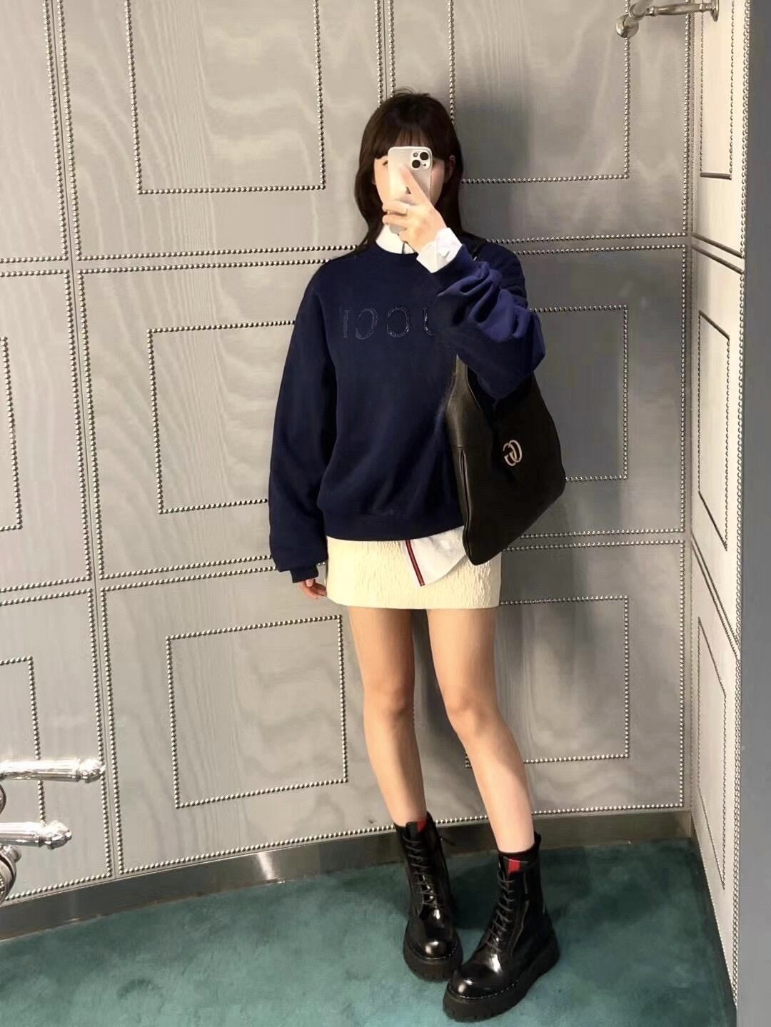 GUCCI 구찌 FW2024 크리스탈 자수 스웨트셔츠 7