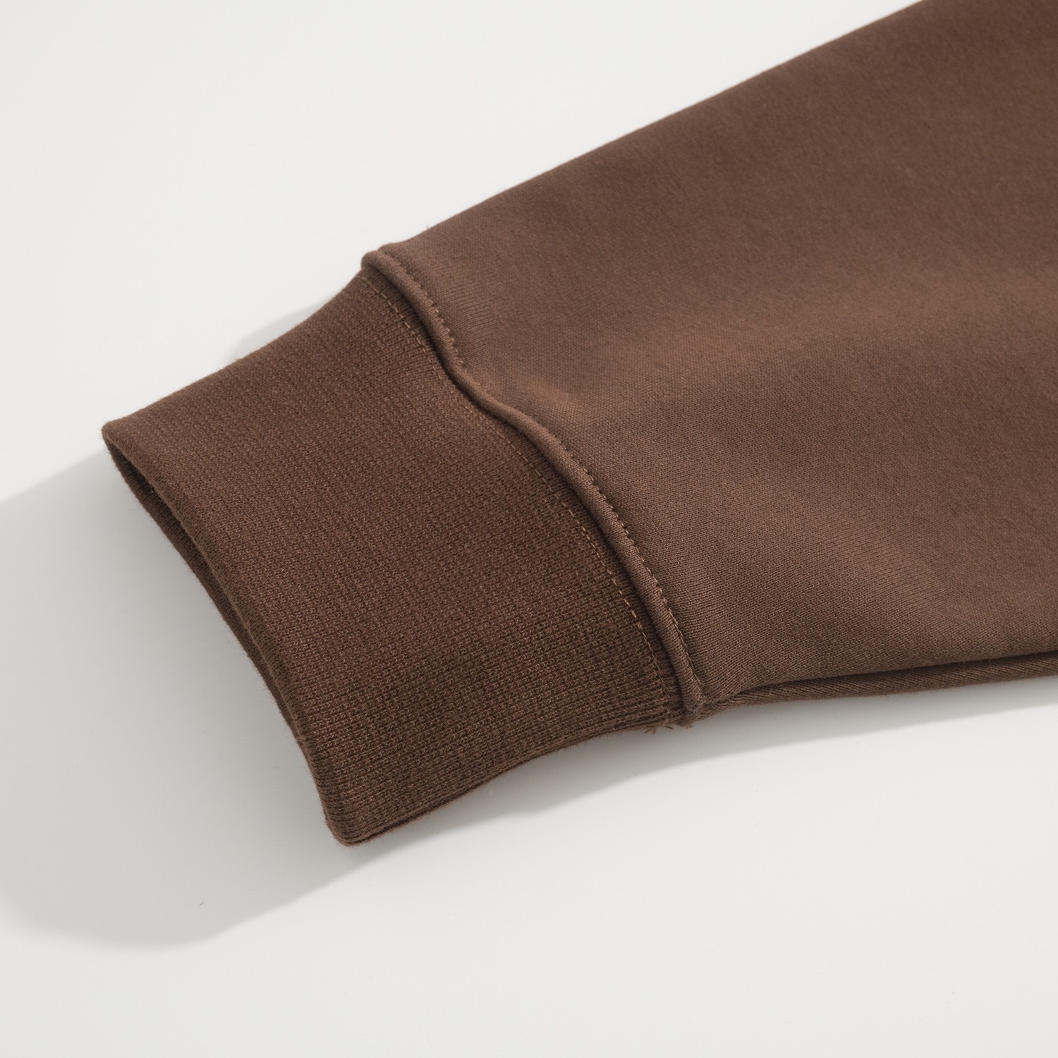 PRADA 프라다 2025FW 브라운 삼각 로고 스웨트셔츠 9