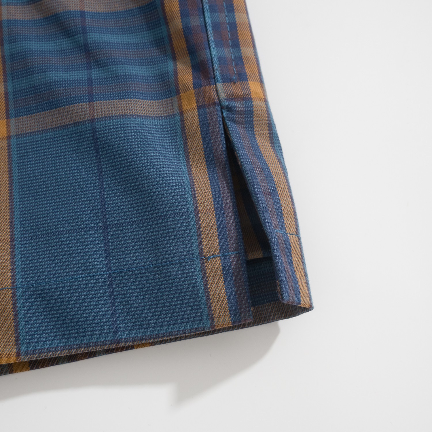 BALENCIAGA 발렌시아가 FW2025 체크 패턴 면 셔츠 9