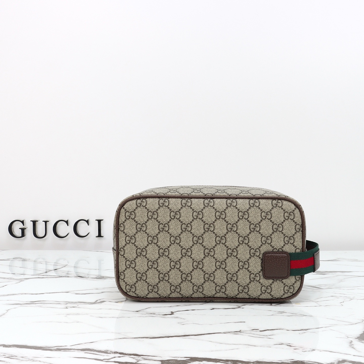 GUCCI 구찌 GG Supreme 클러치백 28.5cm 3