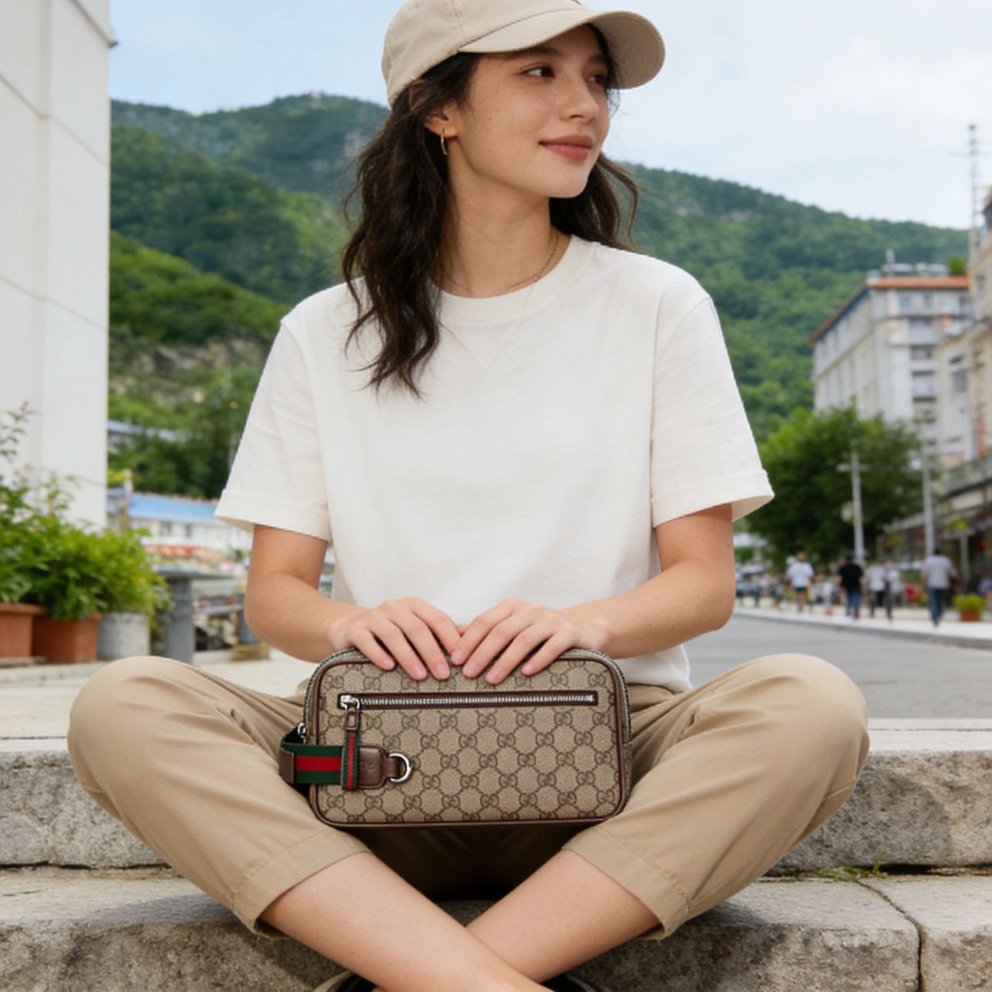 GUCCI 구찌 GG Supreme 클러치백 28.5cm 11