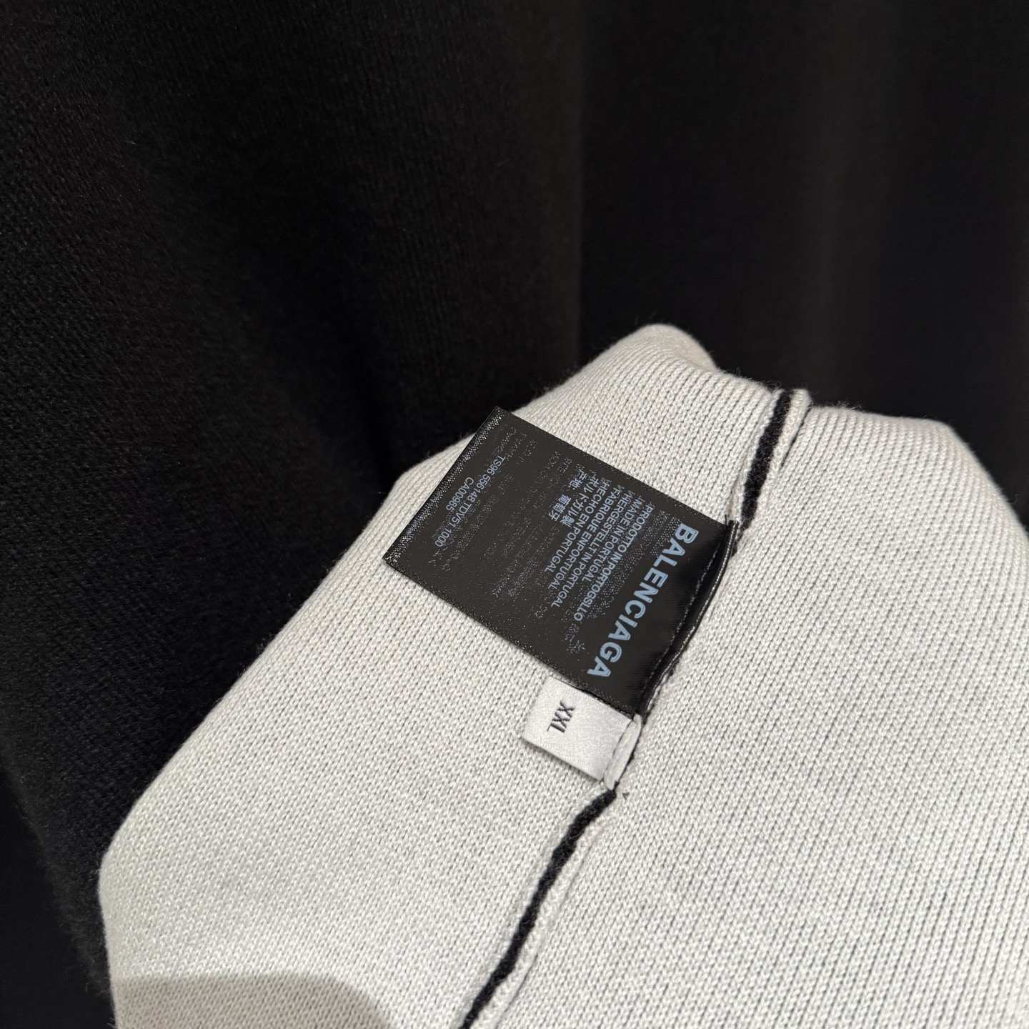 BALENCIAGA 발렌시아가 FW2025 스포츠 아이콘 양모 스웨터 7