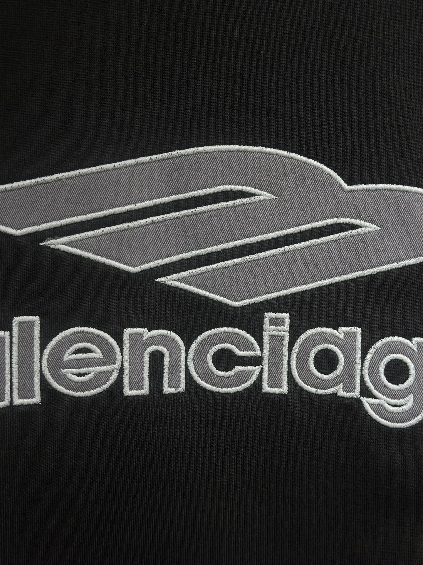 BALENCIAGA 발렌시아가 SS2025 풋볼 스타일 긴팔 티셔츠 4